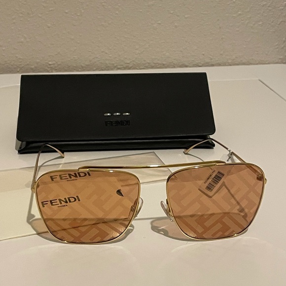 Fendi Accessories - Fendi 61mm Lenticular Lens Navigator Sunglasses